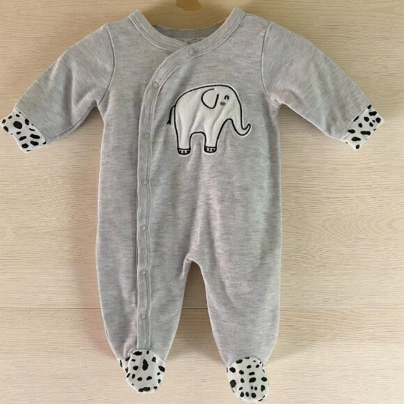 Rene Rofe  Elephant One-Piece Footie Sleeper Size Small (Newborn - 3 Months) - Picture 1 of 9